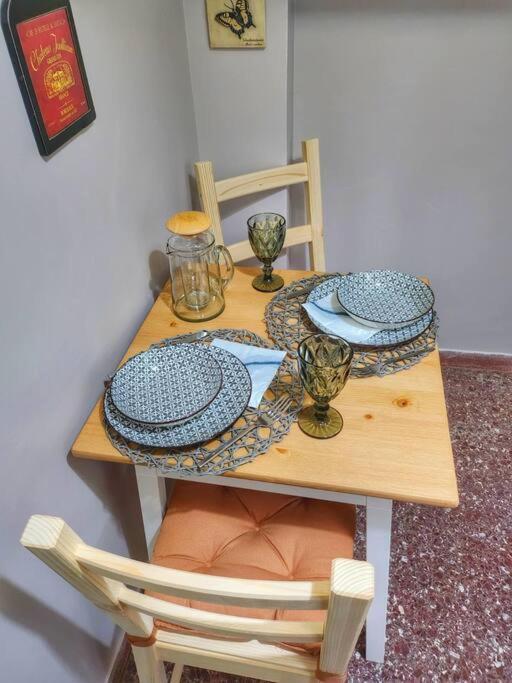 Ilyssos - Boho Stylish Apt- Hilton Area Athens Ngoại thất bức ảnh
